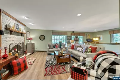 63 Pleasant Avenue, Upper Saddle River, NJ 07458 - Photo 37