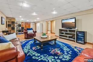 765 Pines Lake Dr, Wayne, NJ 07470 - Photo 25