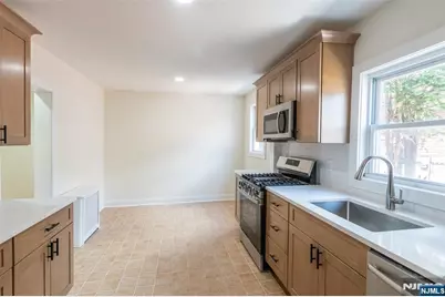 218 Riverview Avenue, North Arlington, NJ 07031 - Photo 9