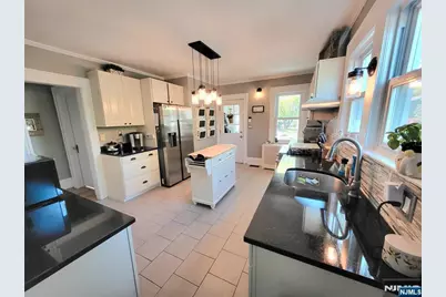 266 Eagle Rock Avenue, Roseland, NJ 07068 - Photo 19