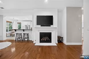 10 Camlet Ct 9010, Roseland, NJ 07068 - Photo 15