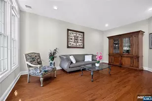 10 Camlet Ct 9010, Roseland, NJ 07068 - Photo 23