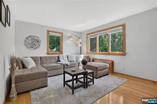 4 Howard Ave, Clifton, NJ 07013 - Photo 3