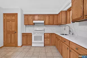 4 Howard Ave, Clifton, NJ 07013 - Photo 5