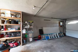 136 E Clinton Ave, Bergenfield, NJ 07621 - Photo 27