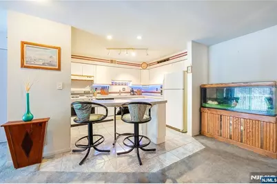 38 Triumph Court A #A, East Rutherford, NJ 07073 - Photo 9