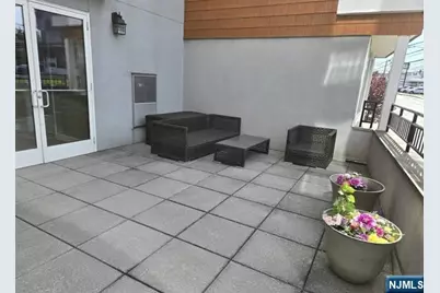 447 Fairview Avenue 304 #304, Fairview, NJ 07022 - Photo 11