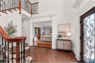 335 Riverdale Drive, Fort Lee, NJ 07024 - Photo 9