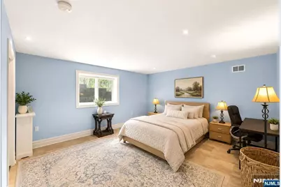335 Riverdale Drive, Fort Lee, NJ 07024 - Photo 45