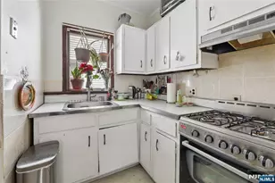 360 Rutherford Blvd, Clifton, NJ 07014 - Photo 11