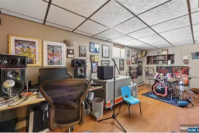 360 Rutherford Boulevard, Clifton, NJ 07014 - Photo 31