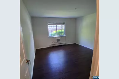 2014 Hawthorne Lane, Mahwah, NJ 07430 - Photo 9