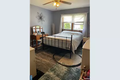 739 Lake Avenue, Lyndhurst Township, NJ 07071 - Photo 7
