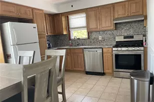 739 Lake Ave, Lyndhurst Township, NJ 07071 - Photo 19