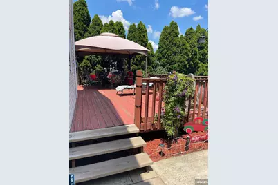 739 Lake Avenue, Lyndhurst Township, NJ 07071 - Photo 11