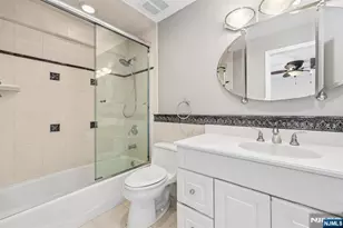 281 Browertown Road 304, Woodland Park, NJ 07424 - Photo 29