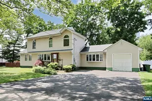 703 Chadwick Dr, Paramus, NJ 07652 - Photo 31