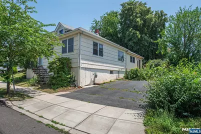 33 Butler Street, Clifton, NJ 07011 - Photo 21