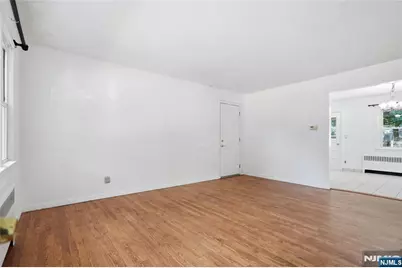 17 E Johnson Avenue, Bergenfield, NJ 07621 - Photo 3