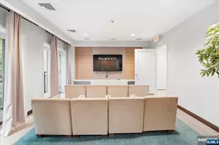 150 Henley Pl 210, Weehawken, NJ 07086 - Photo 35