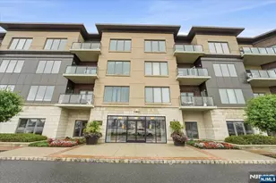 150 Henley Pl 210, Weehawken, NJ 07086 - Photo 45
