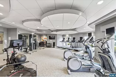 150 Henley Place 210 #210, Weehawken, NJ 07086 - Photo 23