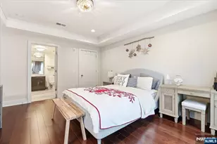 150 Henley Pl 210, Weehawken, NJ 07086 - Photo 15