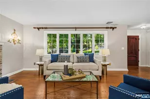 378 Van Beekum Pl, Wyckoff Township, NJ 07481 - Photo 7