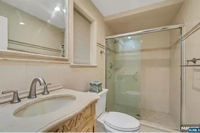 141 Middlesex Avenue, Englewood Cliffs, NJ 07632 - Photo 29