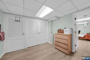 48 Lake Dr, Wayne, NJ 07470 - Photo 21