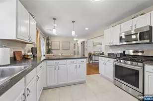 38 Schraalenburgh Rd, Haworth, NJ 07641 - Photo 9