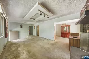 344 Union Ave, Bloomingdale, NJ 07403 - Photo 5