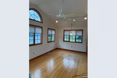 444 Elm Avenue, River Edge, NJ 07661 - Photo 35