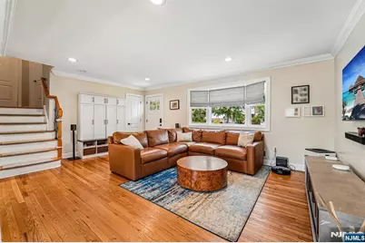 252 Canterbury Place, Ridgewood, NJ 07450 - Photo 7