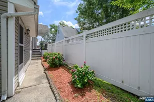1 Veprek Ln, Hackensack, NJ 07606 - Photo 39