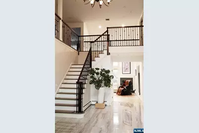 1206 Briar Way, Fort Lee, NJ 07024 - Photo 5