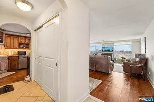 1077 River Road 903, Edgewater, NJ 07020 - Photo 11