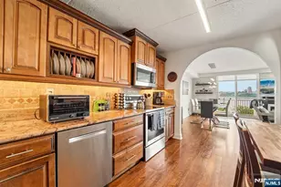 1077 River Road 903, Edgewater, NJ 07020 - Photo 13