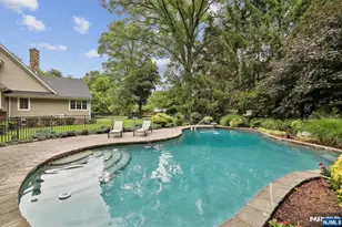 10 Arcadia Rd, Woodcliff Lake, NJ 07677 - Photo 33