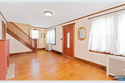 446 Marlboro Road, Wood Ridge, NJ 07075 - Photo 5
