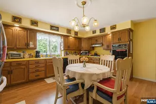 804 Saddle River Rd, Saddle Brook Township, NJ 07663 - Photo 3