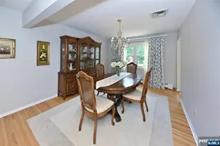102 Lisa Ct, Wyckoff Township, NJ 07481 - Photo 5