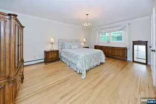 102 Lisa Ct, Wyckoff Township, NJ 07481 - Photo 9