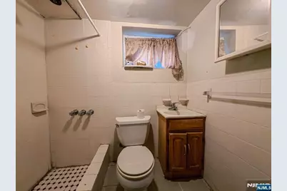 69 Wagner Place, Irvington, NJ 07111 - Photo 23