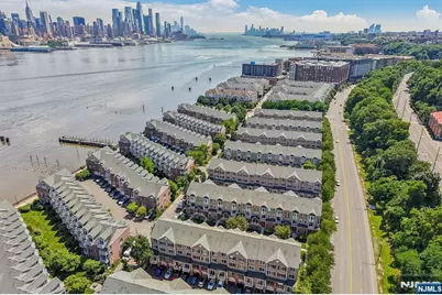 282 Roslyn Court 282X #282X, West New York, NJ 07093 - Photo 37