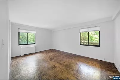 1375 River Road 2B #2B, Edgewater, NJ 07020 - Photo 7