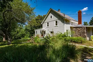 397 Berkshire Valley Rd, Jefferson Township, NJ 07885 - Photo 5