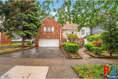 1068 Anderson Avenue, Fort Lee, NJ 07024 - Photo 3