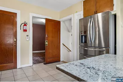 8-15 Berdan Avenue, Fair Lawn, NJ 07410 - Photo 11