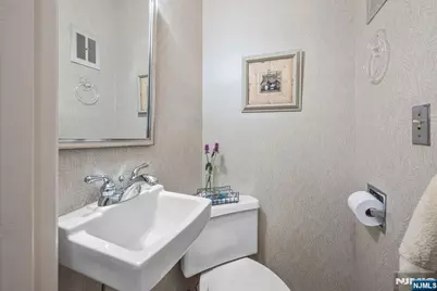 2 Allen Place, Fair Lawn, NJ 07410 - Photo 19